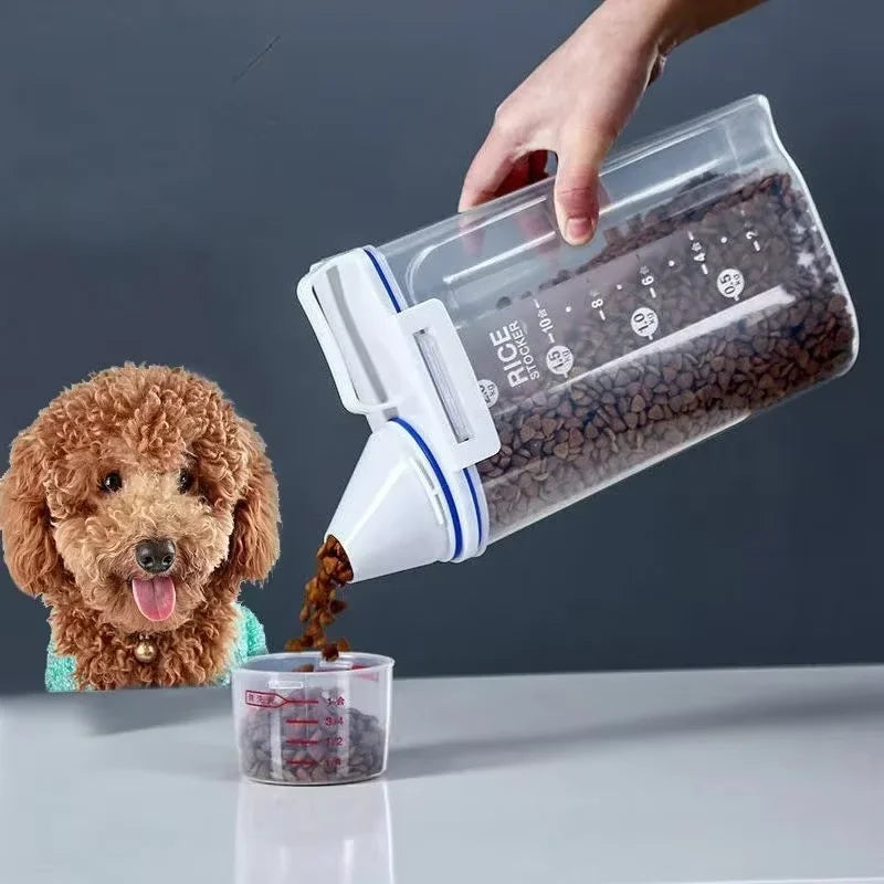 Contenants de stockage avec tasse graduée